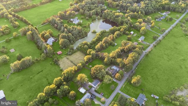 8056 GREENWICH RD, Catlett, VA 20119