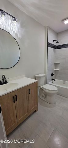 29 Wayside Drive, Keyport, NJ 07735
