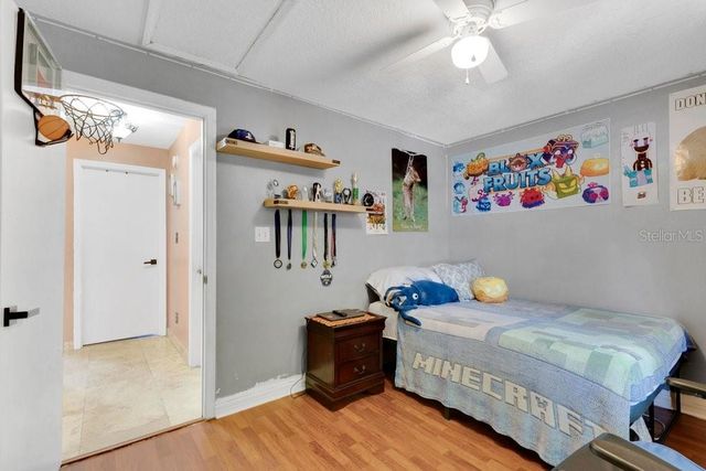 1304 ARIANA WOODS CIRCLE, Auburndale, FL 33823