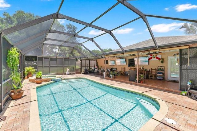 1304 ARIANA WOODS CIRCLE, Auburndale, FL 33823