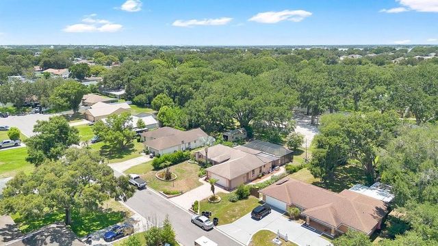 1304 ARIANA WOODS CIRCLE, Auburndale, FL 33823