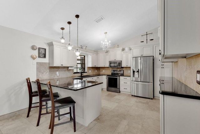 1304 ARIANA WOODS CIRCLE, Auburndale, FL 33823