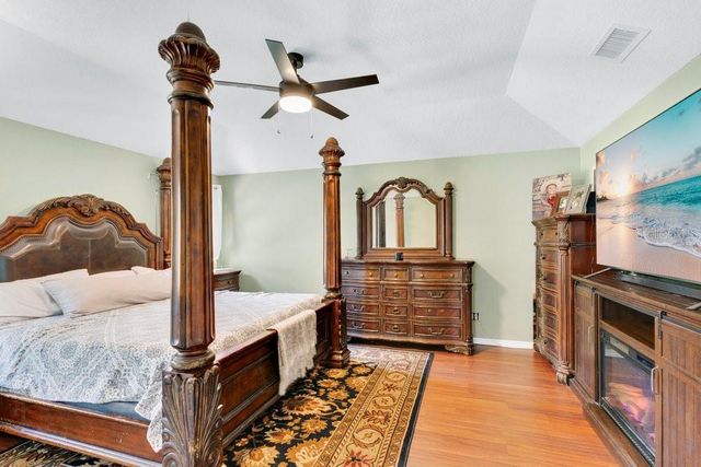 1304 ARIANA WOODS CIRCLE, Auburndale, FL 33823