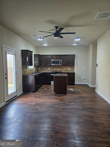 2466 Foxy Drive, Bethlehem, GA 30620