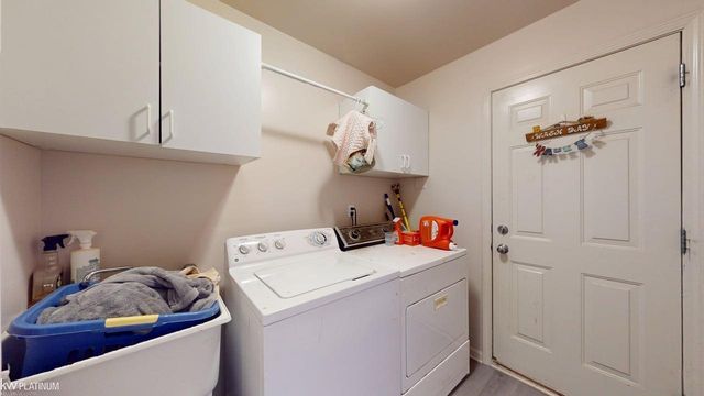 49220 Village Pointe Drive, Shelby Twp, MI 48315