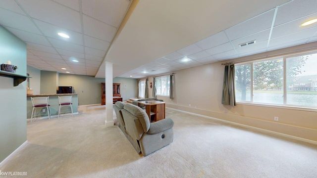 49220 Village Pointe Drive, Shelby Twp, MI 48315