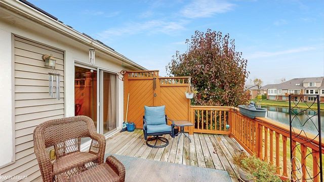 49220 Village Pointe Drive, Shelby Twp, MI 48315