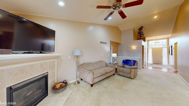 49220 Village Pointe Drive, Shelby Twp, MI 48315