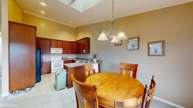 49220 Village Pointe Drive, Shelby Twp, MI 48315