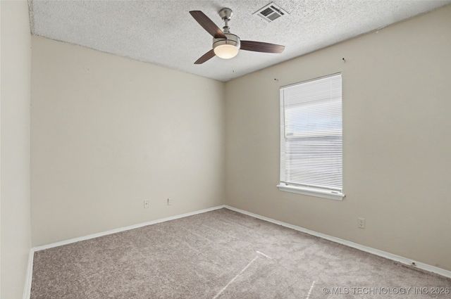 463 W 147th Street, Glenpool, OK 74033