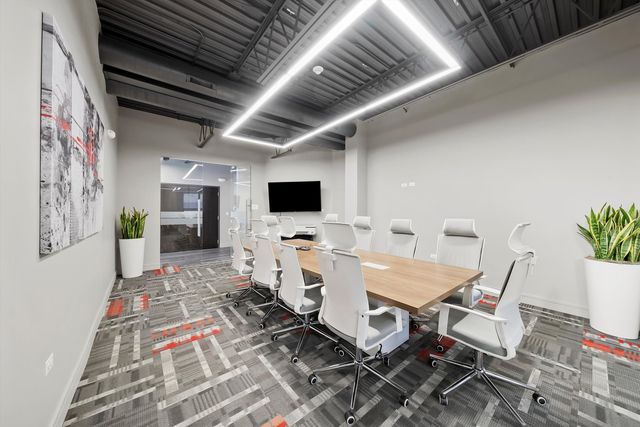 17W601 14th Street, Oakbrook Terrace, IL 60181