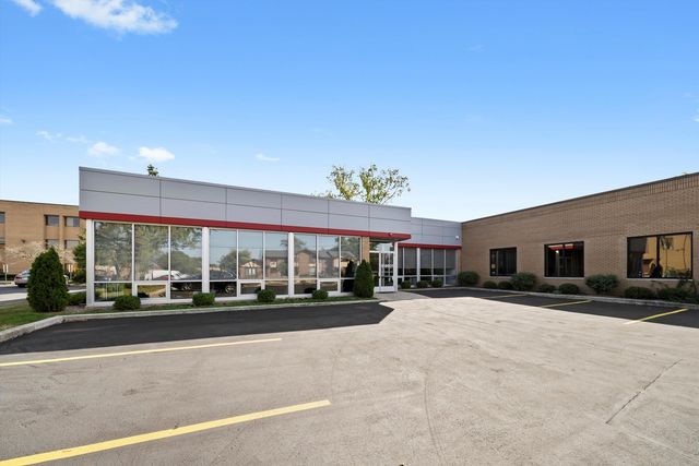 17W601 14th Street, Oakbrook Terrace, IL 60181