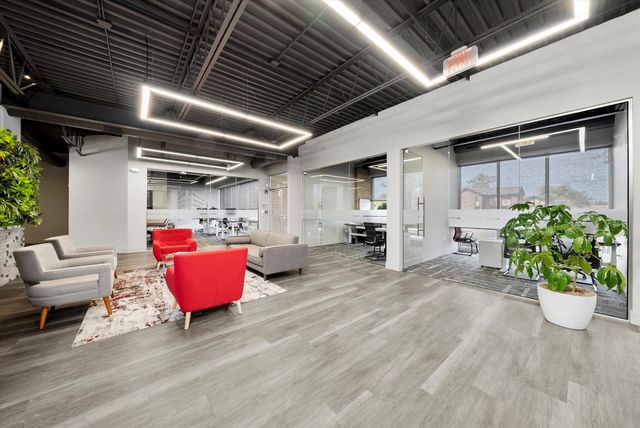 17W601 14th Street, Oakbrook Terrace, IL 60181