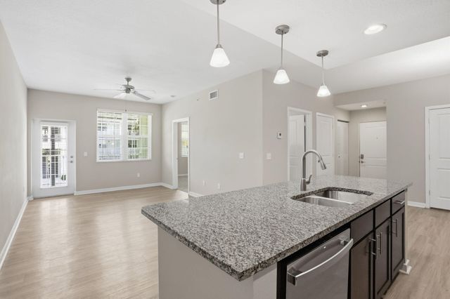 3605 High Ridge Way 204, Boynton Beach, FL 33426