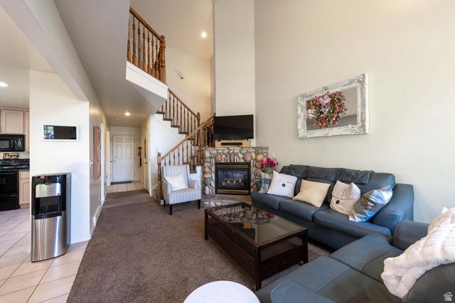 7490 SOUTHCREST CIR, Midvale, UT 84047