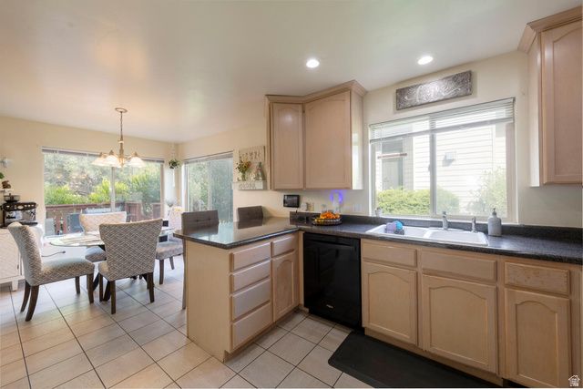7490 SOUTHCREST CIR, Midvale, UT 84047