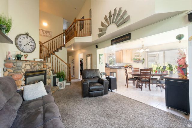 7490 SOUTHCREST CIR, Midvale, UT 84047