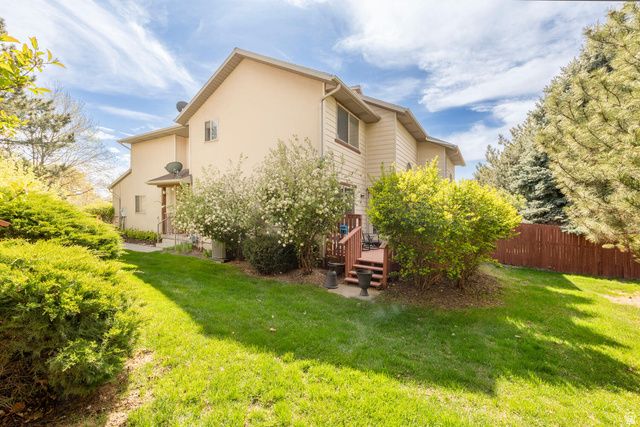 7490 SOUTHCREST CIR, Midvale, UT 84047