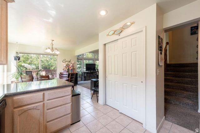 7490 SOUTHCREST CIR, Midvale, UT 84047