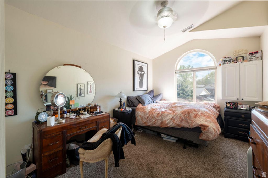 Image 12 of property listing at 7490 SOUTHCREST CIR, Midvale, UT 84047