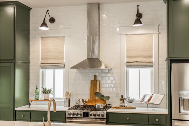 328 N Cross Avenue, Fayetteville, AR 72701