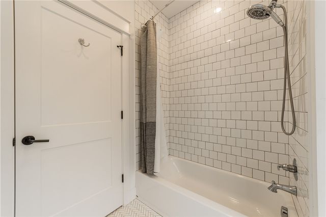 328 N Cross Avenue, Fayetteville, AR 72701