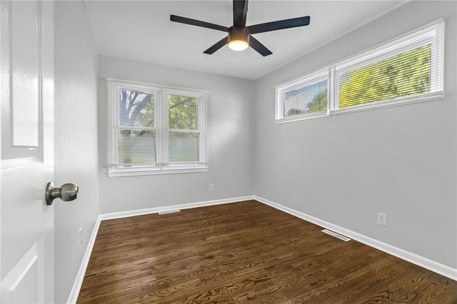 604 W 38th Street, Independence, MO 64050