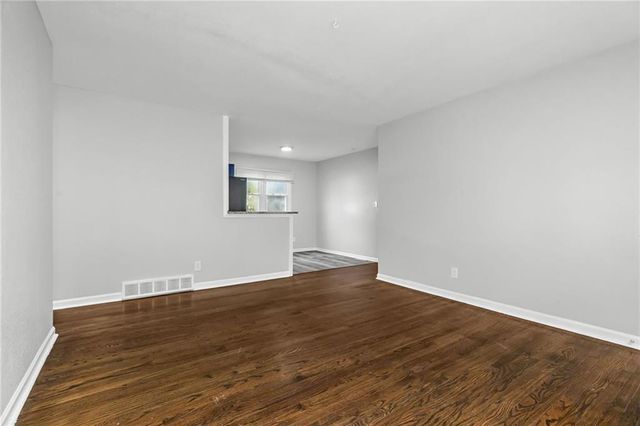 604 W 38th Street, Independence, MO 64050