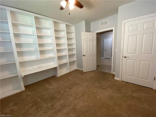 3425 Cancun CT, Cape Coral, FL 33909