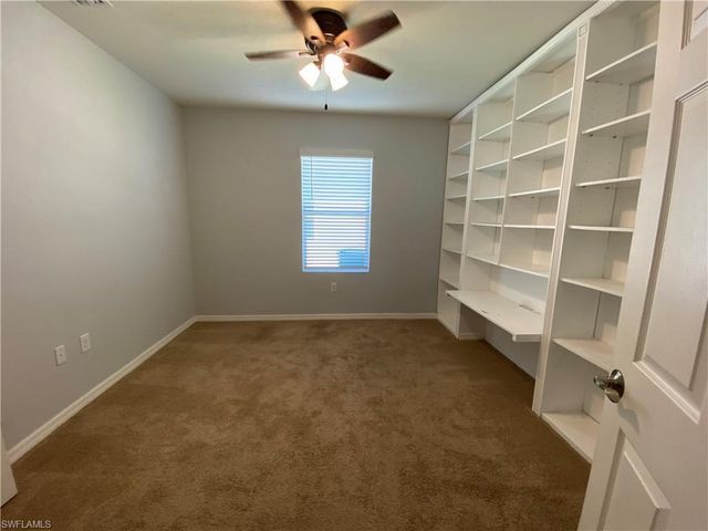 3425 Cancun CT, Cape Coral, FL 33909