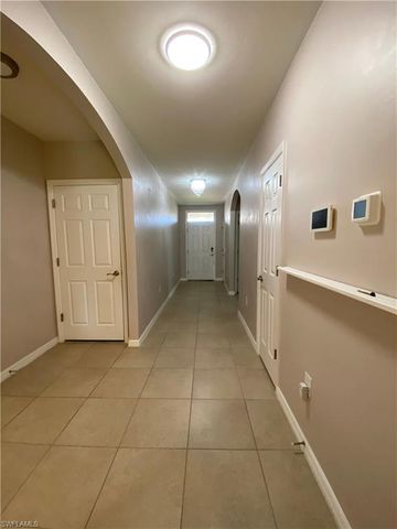 3425 Cancun CT, Cape Coral, FL 33909