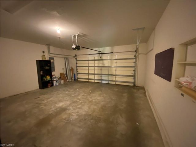 3425 Cancun CT, Cape Coral, FL 33909