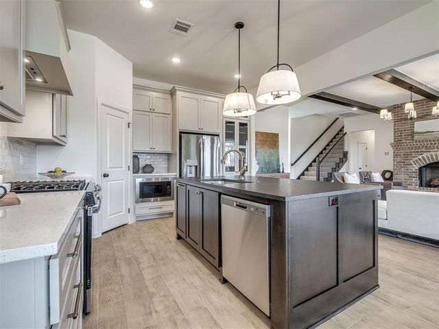 8108 Goldfinch Drive, Guthrie, OK 73044