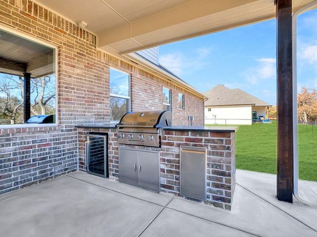 8108 Goldfinch Drive, Guthrie, OK 73044