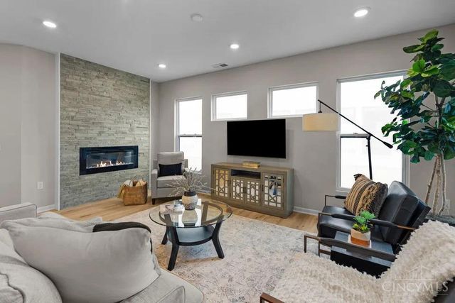 5669 White Pine Lane, Fairfield Twp, OH 45011