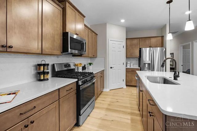 5669 White Pine Lane, Fairfield Twp, OH 45011