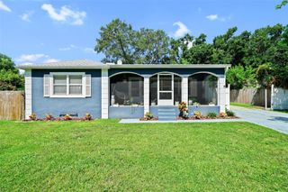 2519 EMMA CIRCLE, Tampa, FL 33614