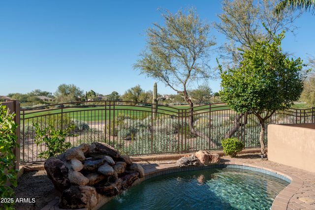 19475 N GRAYHAWK Drive 1054, Scottsdale, AZ 85255