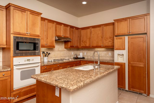 19475 N GRAYHAWK Drive 1054, Scottsdale, AZ 85255