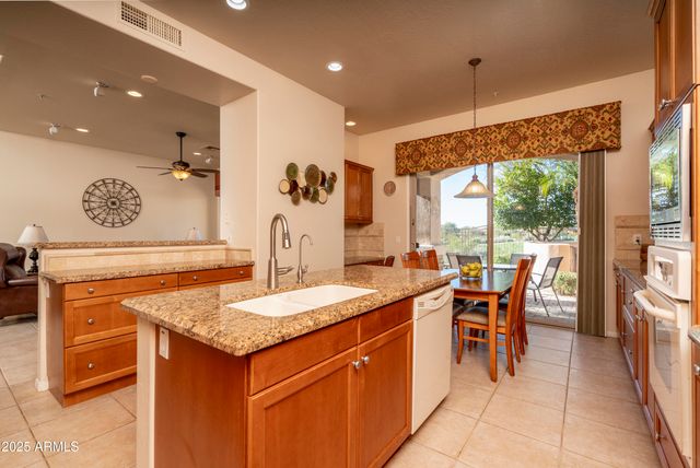 19475 N GRAYHAWK Drive 1054, Scottsdale, AZ 85255