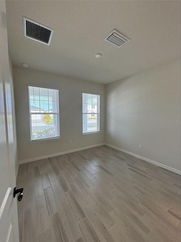 9824 PASSAIC PARKWAY, Orlando, FL 32829