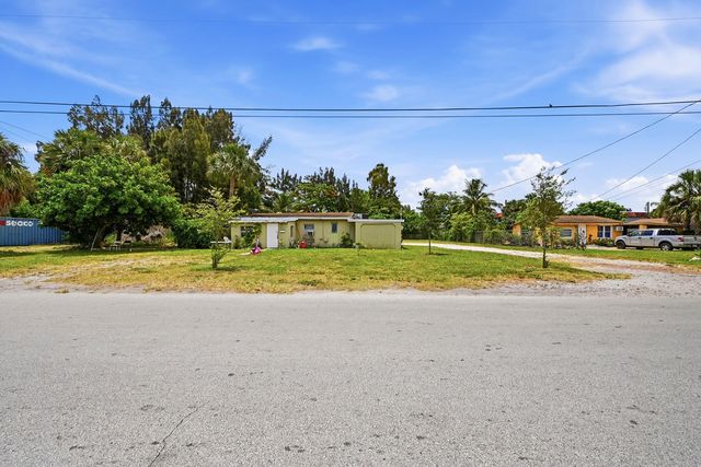 700 SW 8th Street, Pompano Beach, FL 33060
