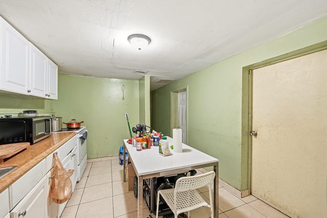 700 SW 8th Street, Pompano Beach, FL 33060