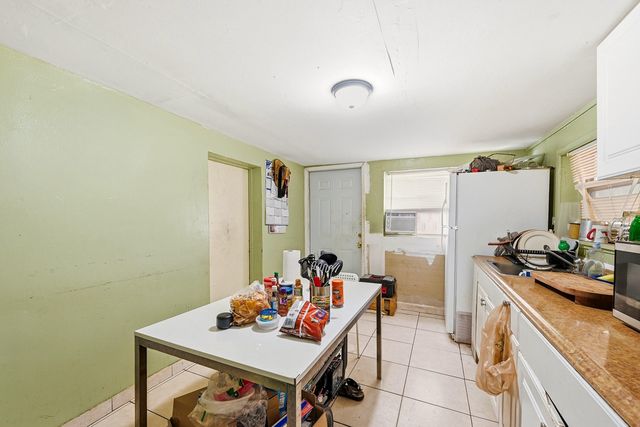 700 SW 8th Street, Pompano Beach, FL 33060