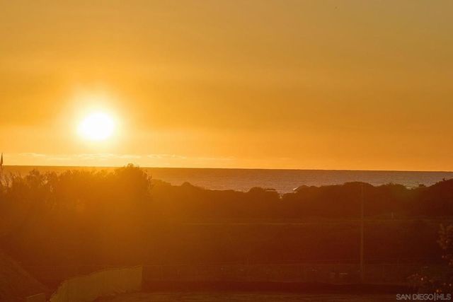 7354 Escallonia Ct, Carlsbad, CA 92011