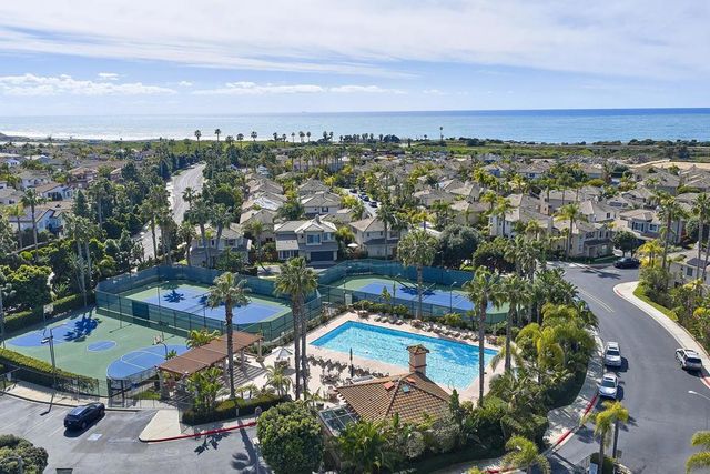 7354 Escallonia Ct, Carlsbad, CA 92011