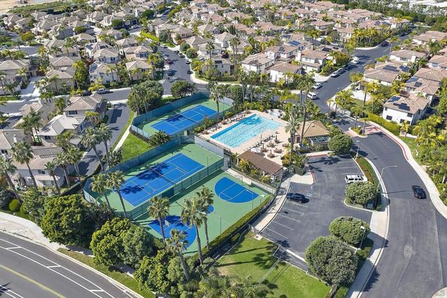 7354 Escallonia Ct, Carlsbad, CA 92011