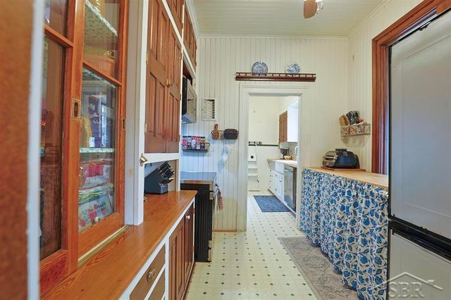 1600 5th Street, Bay City, MI 48708