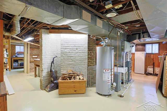 1600 5th Street, Bay City, MI 48708