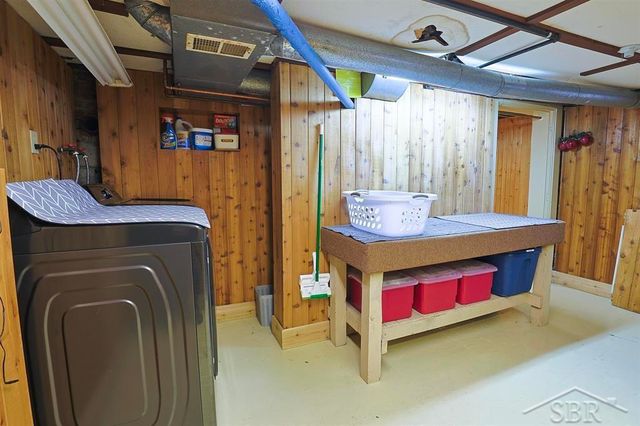 1600 5th Street, Bay City, MI 48708